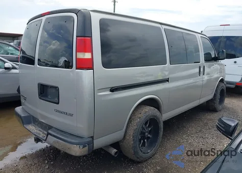 2005 Chevrolet Express из США, поврежденный, VIN 1GAHG35U751266220